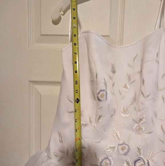 Michaelangelo wedding dress David's bridal t8322 - Picture 13 of 16